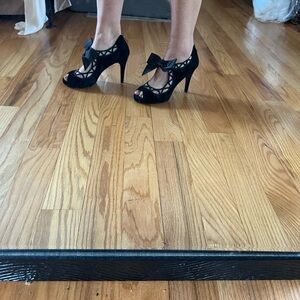 White House Black Market Black Bow Cutout Peep-Toe Heels